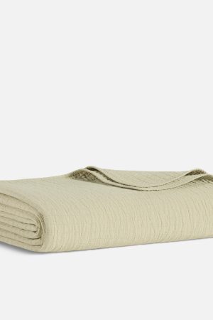 Weekend Wash Bed Blanket - Last Call