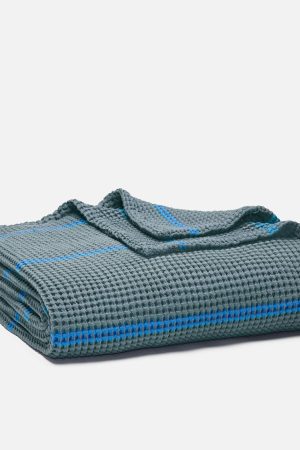 Dreamweave Waffle Bed Blanket - Last Call
