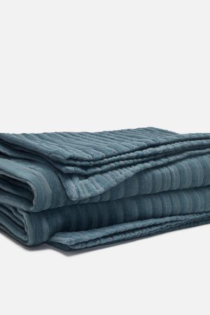 Cozy Ribbed Quilt - Last Call