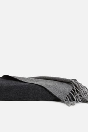 Two-Toned Lambswool Throw Blanket